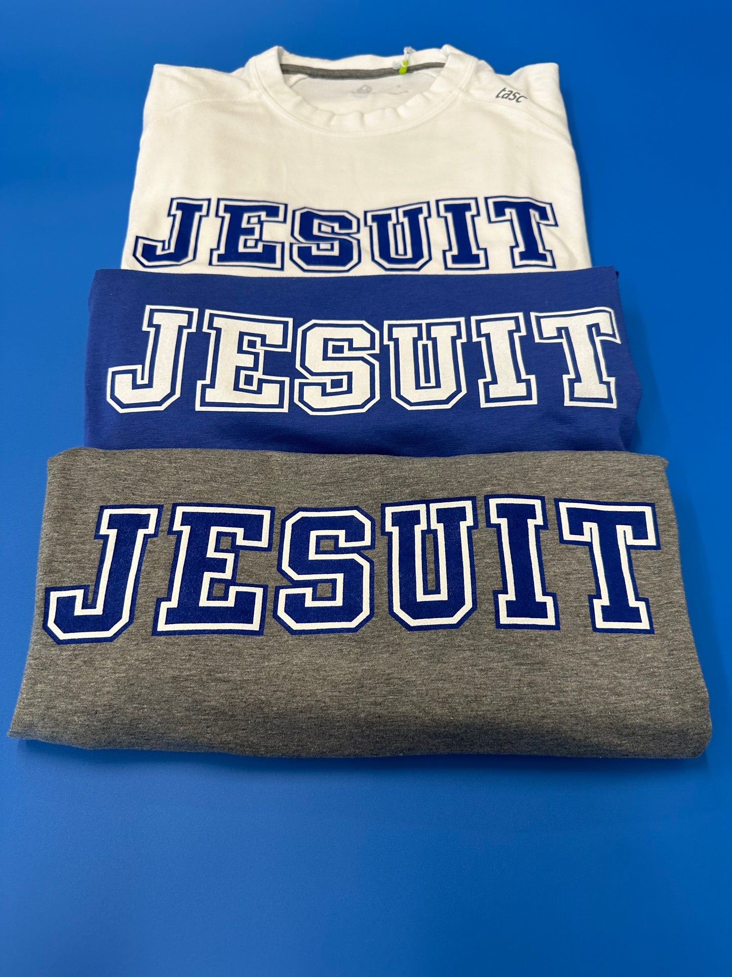 Tasc Performance. The shirt that started this New Orleans brand! Lightweight performance fabric for year-round comfort, modified raglan shoulder, 30" length. 52% Organic Cotton/43% Viscose from Bamboo/5% Lycra Spandex.