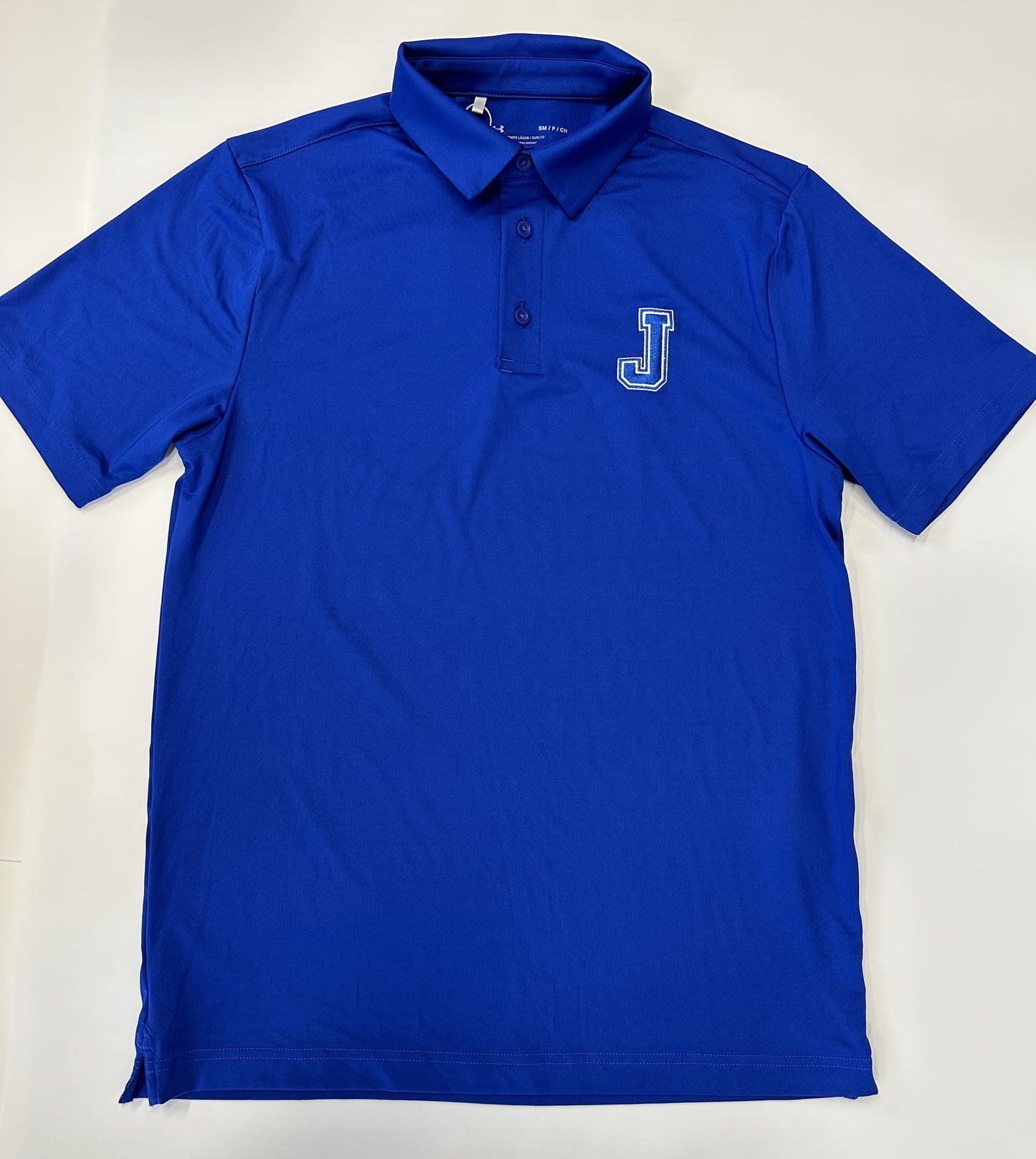 Under Armour. 88% Polyester/12% Elastane. Soft anti-pick, anti-pill fabric is extremely breathable & lightweight. Quick-dry for all-day comfort. 4-way stretch construction moves better in every direction. Material wicks sweat & dries really fast. Self-fabric collar w/3 button placket.